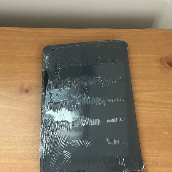 11” MacBook Air Cover( Black ),Keyboard Protector and Screen Protector - Picture 7 of 7